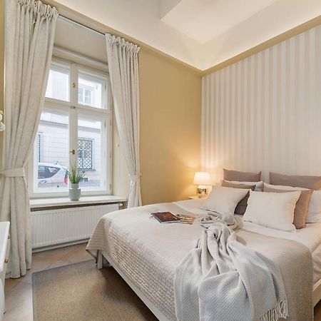 Roma Apartment - Loftaffair Krakow Bagian luar foto