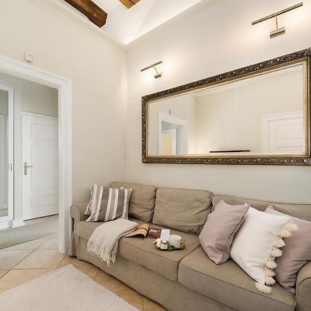 Roma Apartment - Loftaffair Krakow Bagian luar foto