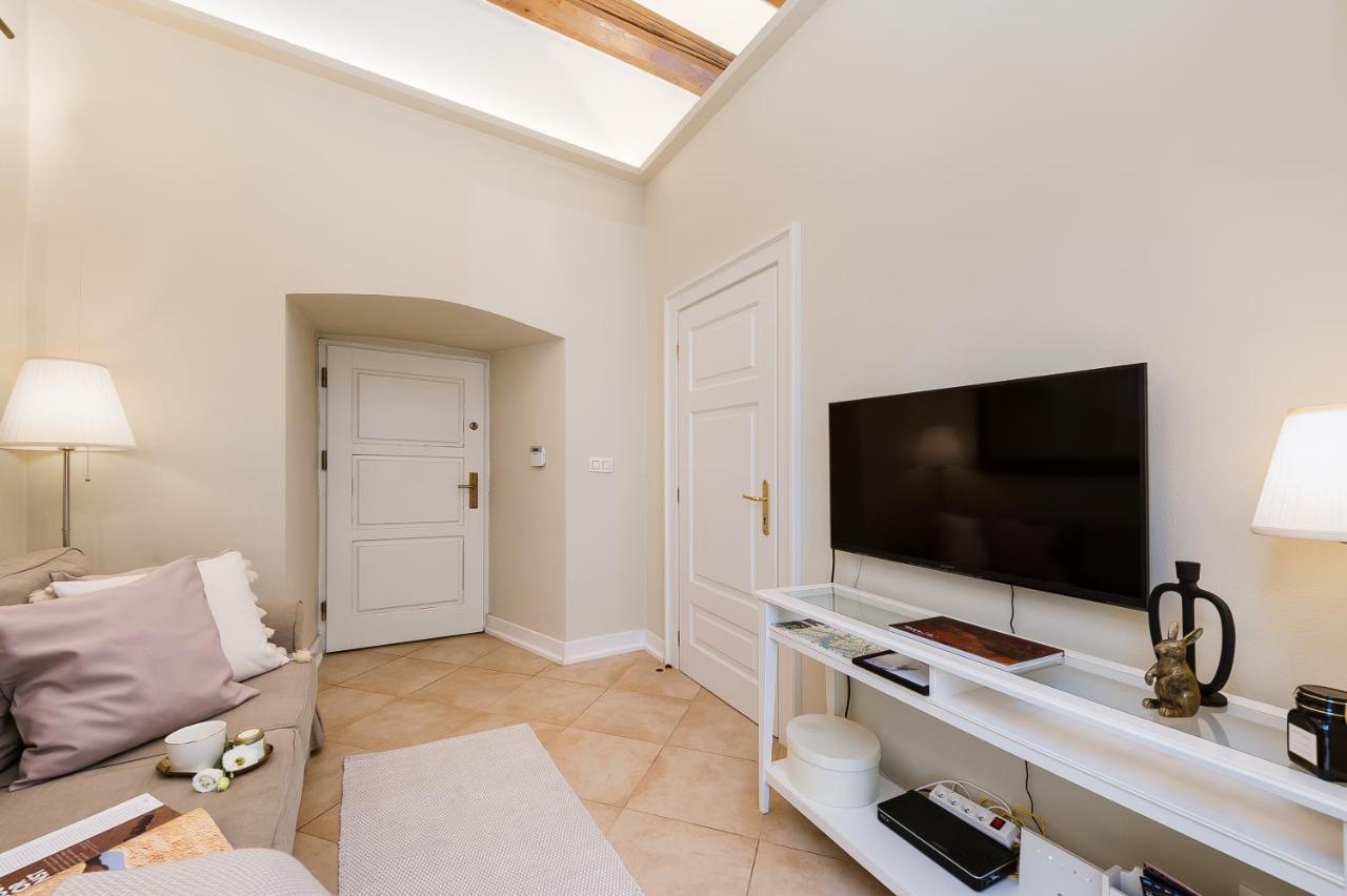 Roma Apartment - Loftaffair Krakow Bagian luar foto
