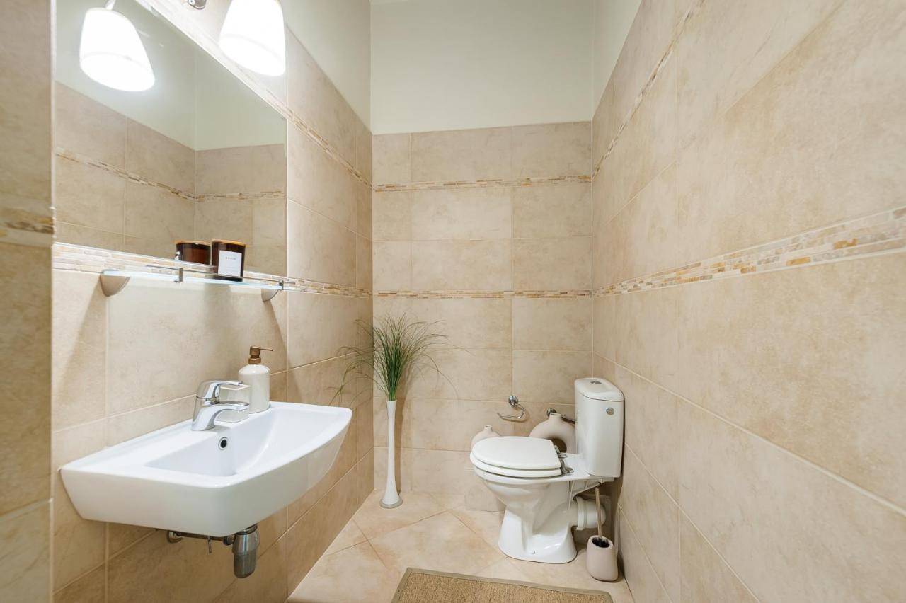 Roma Apartment - Loftaffair Krakow Bagian luar foto